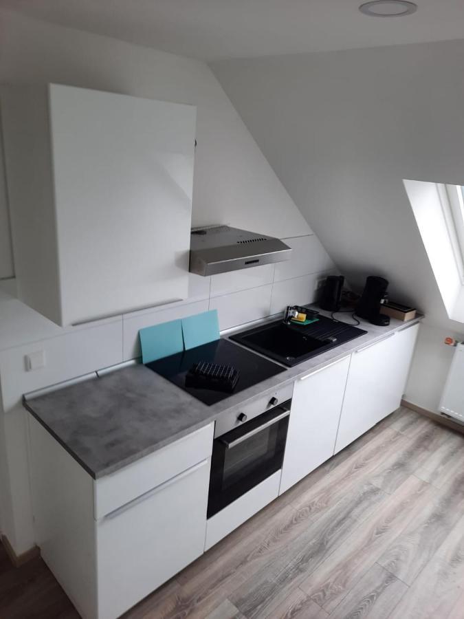 Ferienwohnung Apartment - Free Parking - Wifi - Kitchen エッセン エクステリア 写真